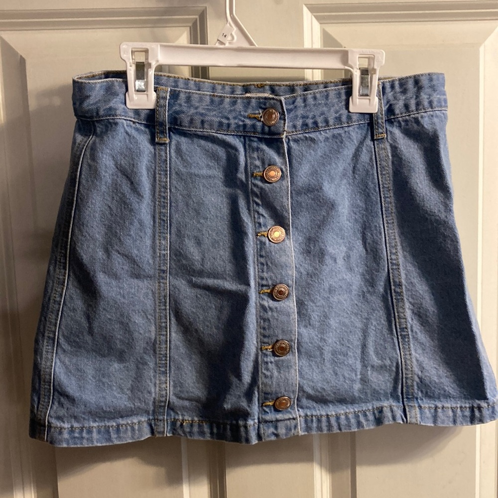 Size 28 Forever 21 Skirt